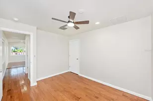 907 Riviera St, Venice, FL 34285 - Photo 26