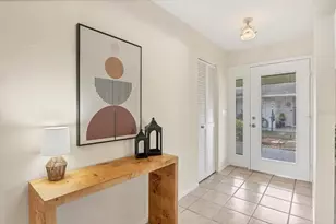 4755 Ringwood Meadow, Sarasota, FL 34235 - Photo 4