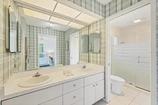 4755 Ringwood Meadow, Sarasota, FL 34235 - Photo 24