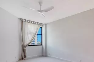 1241 Gulf of Mexico Dr, Longboat Key, FL 34228 - Photo 34