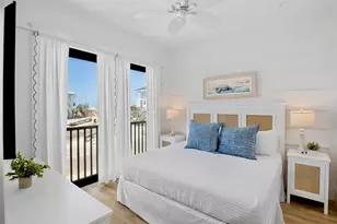 2105 Avenue C, Bradenton Beach, FL 34217 - Photo 28