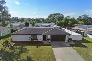 7304 Claries Dr, Sarasota, FL 34243 - Photo 2