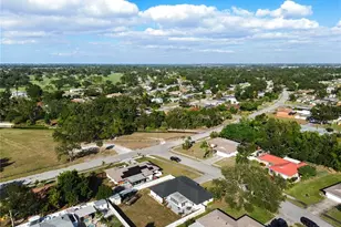 7304 Claries Dr, Sarasota, FL 34243 - Photo 64