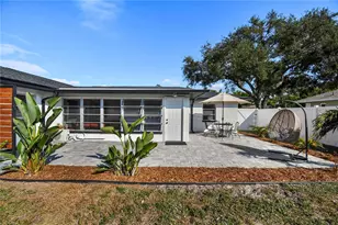 7304 Claries Dr, Sarasota, FL 34243 - Photo 52