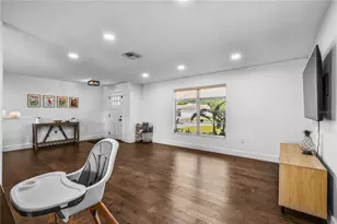 7304 Claries Dr, Sarasota, FL 34243 - Photo 26