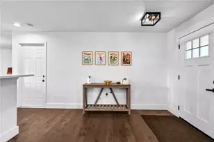 7304 Claries Dr, Sarasota, FL 34243 - Photo 48