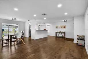 7304 Claries Dr, Sarasota, FL 34243 - Photo 18