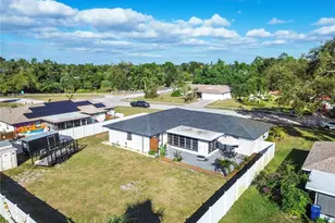 7304 Claries Dr, Sarasota, FL 34243 - Photo 10