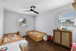 7304 Claries Dr, Sarasota, FL 34243 - Photo 42