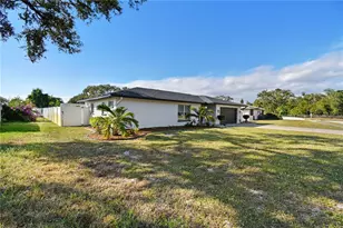 7304 Claries Dr, Sarasota, FL 34243 - Photo 60