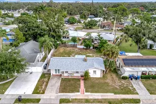 605 51st St W, Bradenton, FL 34209 - Photo 32