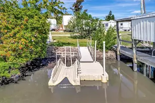 247 Palm Ln, Palmetto, FL 34221 - Photo 14