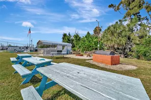 247 Palm Ln, Palmetto, FL 34221 - Photo 36