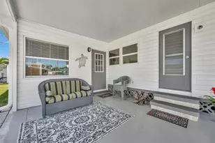 247 Palm Ln, Palmetto, FL 34221 - Photo 2