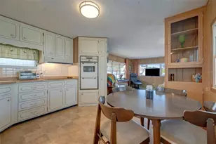 247 Palm Ln, Palmetto, FL 34221 - Photo 6