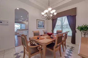 6631 Waters Edge Way, Lakewood Ranch, FL 34202 - Photo 32