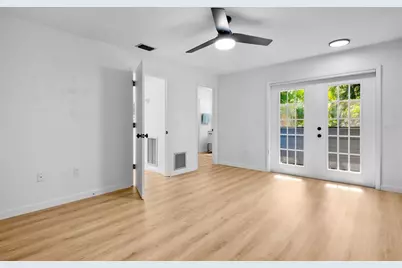 3237 Golden Eagle Lane, Sarasota, FL 34231 - Photo 20