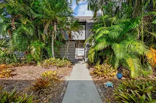 3237 Golden Eagle Ln, Sarasota, FL 34231 - Photo 30