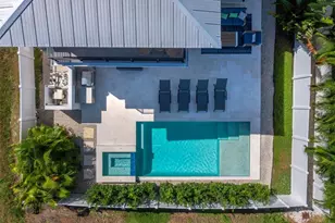 6810 Longboat Dr S, Longboat Key, FL 34228 - Photo 20