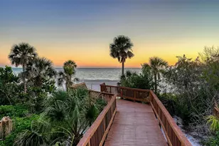 1211 Gulf of Mexico Dr, Longboat Key, FL 34228 - Photo 32
