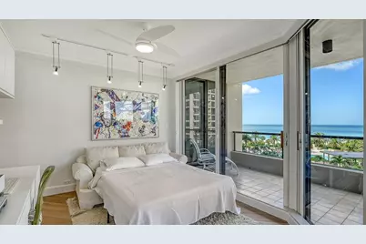 1211 Gulf Of Mexico Drive #301, Longboat Key, FL 34228 - Photo 14