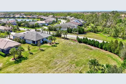 17042 Hampton Falls Terrace, Bradenton, FL 34202 - Photo 38