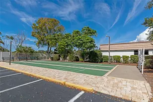 5453 Riverbluff Cir, Sarasota, FL 34231 - Photo 18