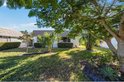 5453 Riverbluff Circle #V68, Sarasota, FL 34231 - Photo 12