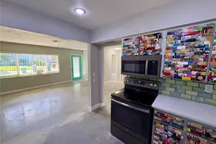 4342 Pompano Ln, Palmetto, FL 34221 - Photo 8