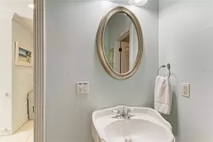 4003 5th Ave, Holmes Beach, FL 34217 - Photo 24
