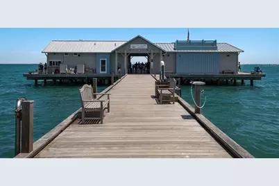 8711 51st Avenue W, Bradenton, FL 34210 - Photo 38