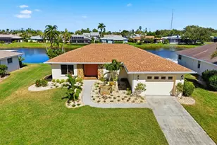 8711 51st Ave W, Bradenton, FL 34210 - Photo 1