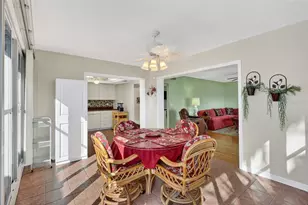 14 Strathmore Blvd, Sarasota, FL 34233 - Photo 10