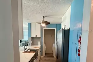 750 N Tamiami Trl, Sarasota, FL 34236 - Photo 6