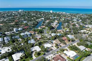 630 Venice Ln, Sarasota, FL 34242 - Photo 66