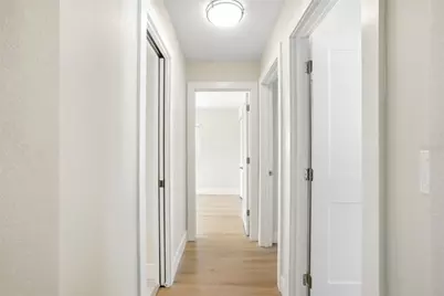 630 Venice Lane, Sarasota, FL 34242 - Photo 32