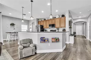 714 Griffen Heights Ct, Ruskin, FL 33570 - Photo 18