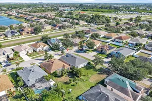 714 Griffen Heights Ct, Ruskin, FL 33570 - Photo 54