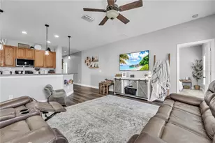 714 Griffen Heights Ct, Ruskin, FL 33570 - Photo 28