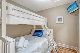 221 17th St N, Bradenton Beach, FL 34217 - Photo 34