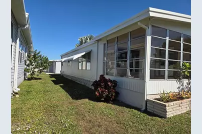 3235 Sweet Bay Terrace, Sarasota, FL 34237 - Photo 8