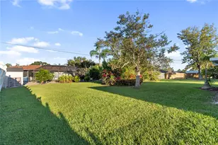 466 Sunnyside Dr, Venice, FL 34293 - Photo 18