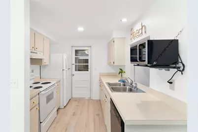 466 Sunnyside Drive, Venice, FL 34293 - Photo 32