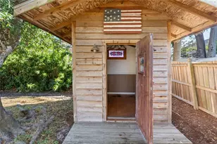 2530 Loma Linda St, Sarasota, FL 34239 - Photo 30