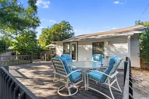 2530 Loma Linda St, Sarasota, FL 34239 - Photo 26