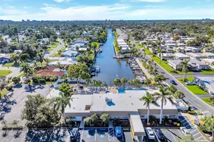 2401 Riverbluff Pkwy, Sarasota, FL 34231 - Photo 44