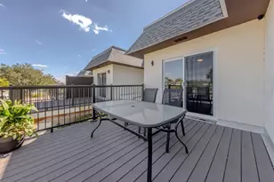 3208 Ramblewood Dr N, Sarasota, FL 34237 - Photo 24