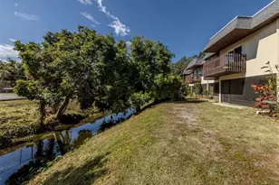 3208 Ramblewood Dr N, Sarasota, FL 34237 - Photo 28