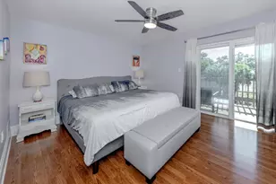 3208 Ramblewood Dr N, Sarasota, FL 34237 - Photo 18