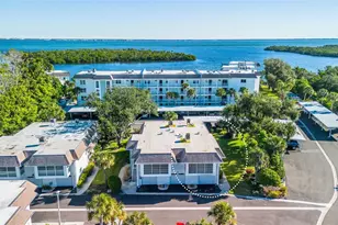 597 Sutton Pl, Longboat Key, FL 34228 - Photo 48